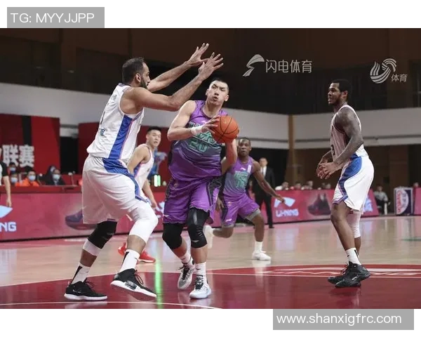 老挝男篮与越南男篮激战正酣谁能在赛场上笑到最后